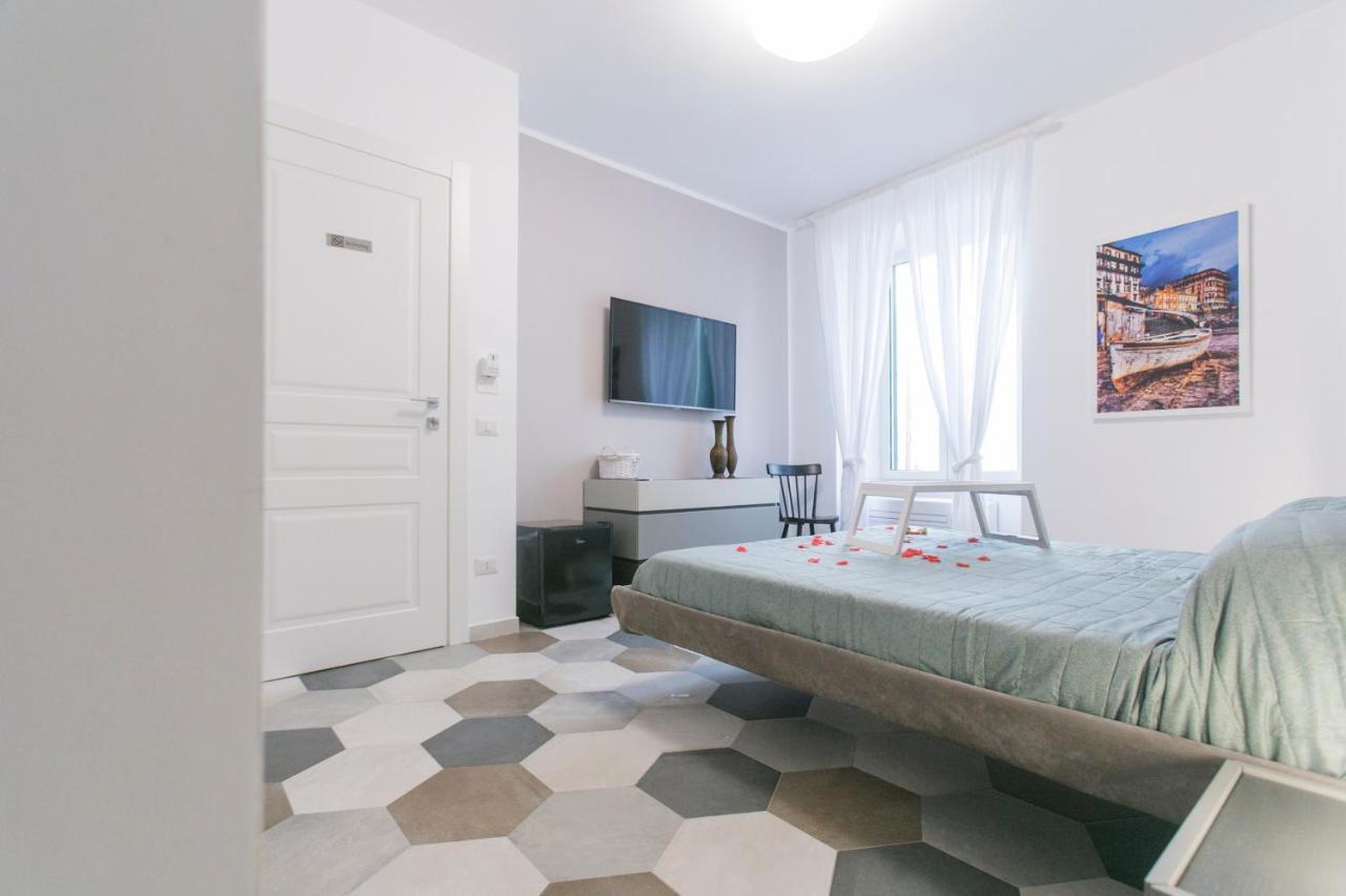 Bed and Breakfast Anticaglia/24 à Naples Extérieur photo
