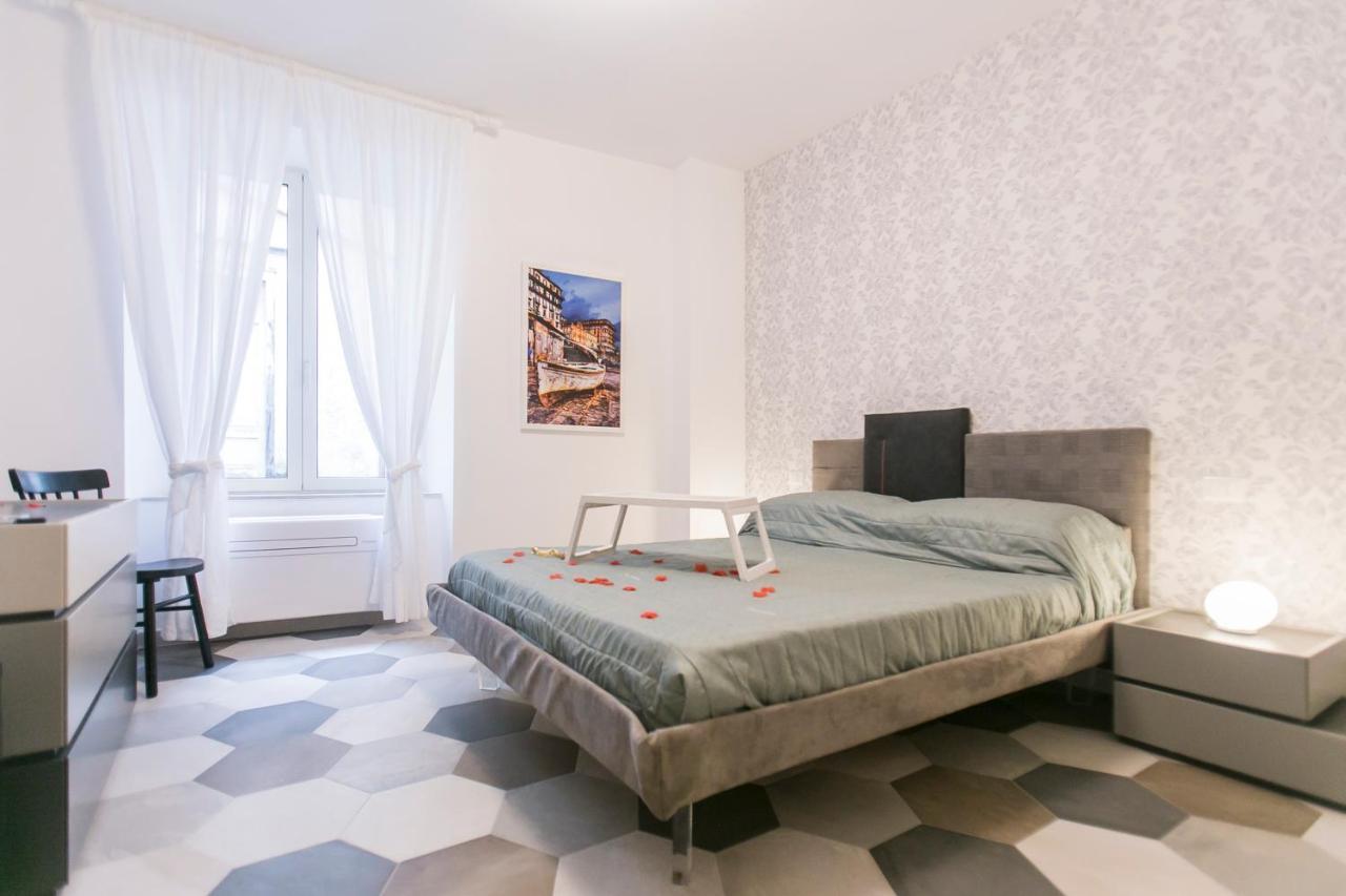 Bed and Breakfast Anticaglia/24 à Naples Extérieur photo